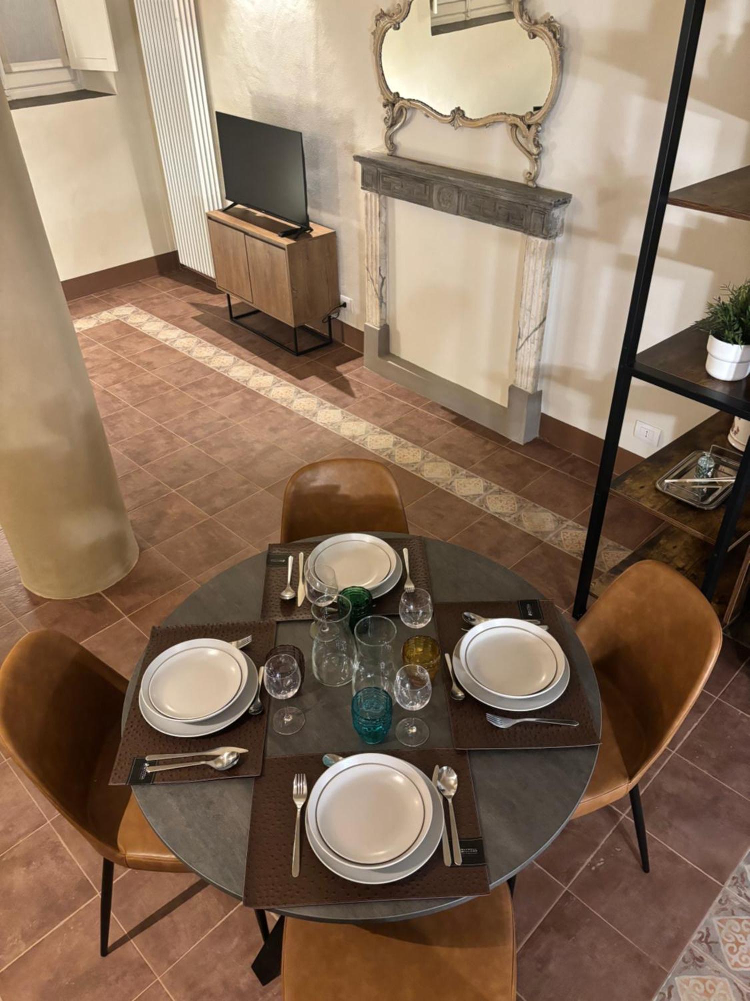 Appartamento L'Antica Colonna, In Centro Storico Parma Eksteriør billede